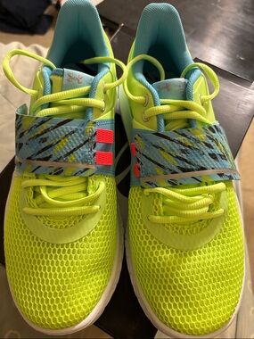 Under Armour Neon Yellow & Aqua women ' Athletic Sneakers
